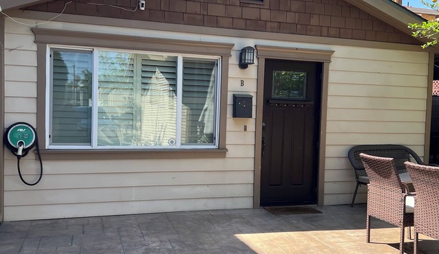 Fabulous guest house just minutes away from anything you would need!