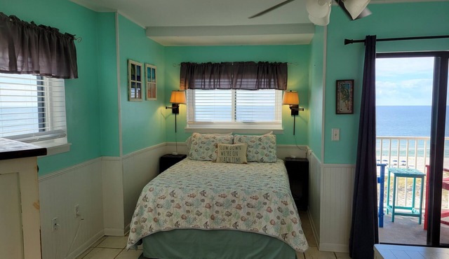 Fabulous Gulf Front Corner Sunsuite! Indoor Pool! Apr 12-18, is Available!