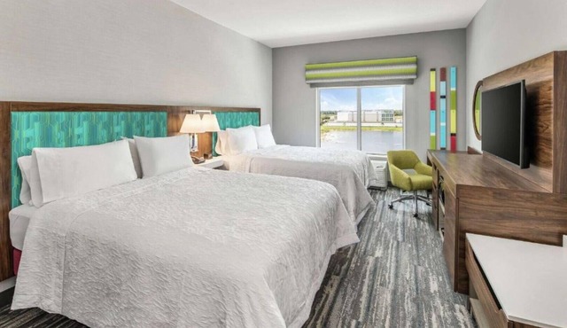 Fabulous Hampton off FL 54