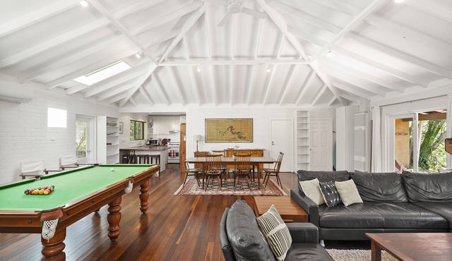 Fabulous holiday home so close to the beach and the village!