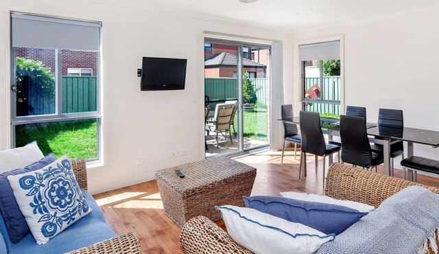 Fabulous Location in Lake Gardens Estate