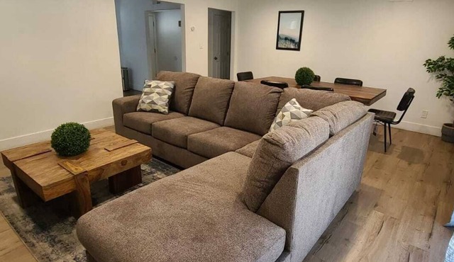 Fabulous Luxurious Home in a Great Location