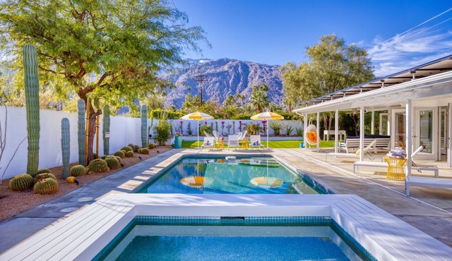 Fabulous Pool+Spa Home- 1.3 miles from downtown PS!