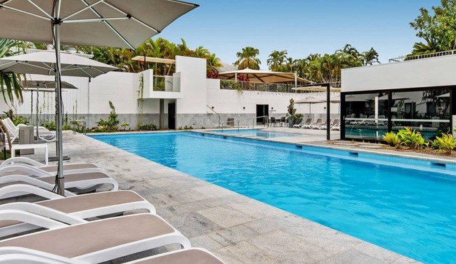 Fabulous Position on Noosa Sound with beautiful water views