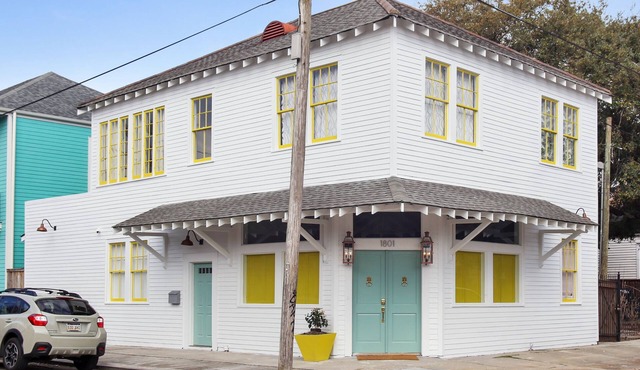 Fabulous Remodel of Historic Bakery with 4 full baths