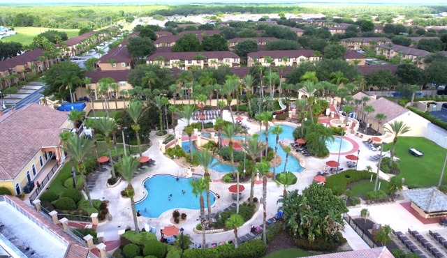 Fabulous Resort Townhome Getaway near Disney