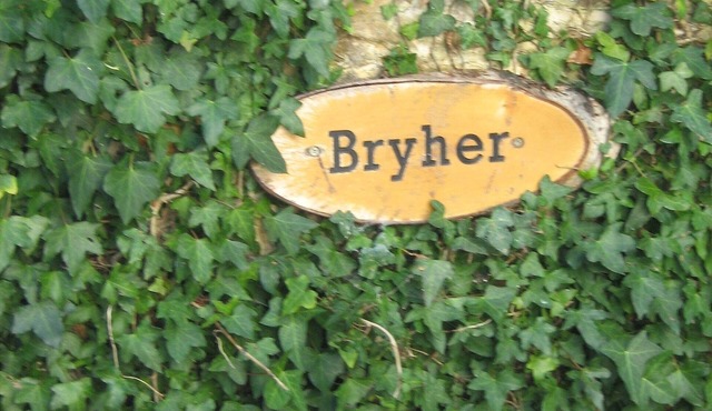 Fabulous river and coastal views. Seaton beach 5 min drive, Lyme Regis 10 mins.