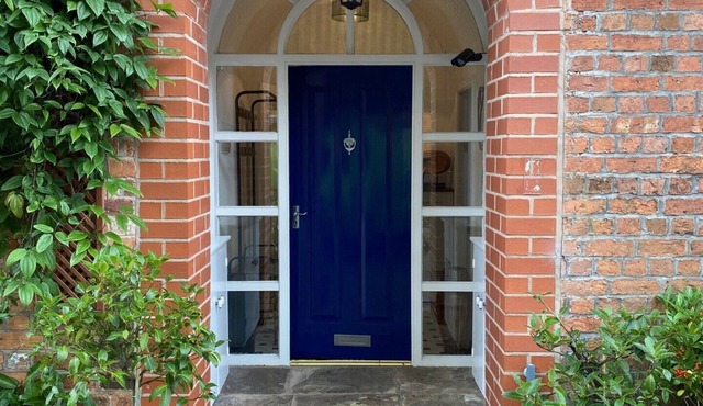 Fabulous unique accommodation within walking distance of Nantwich town centre