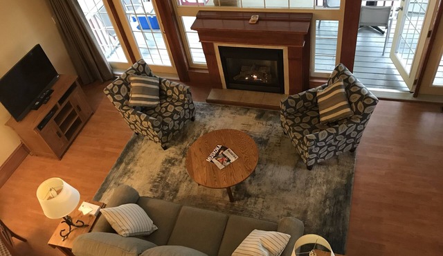 Fabulous Waterfront Sparrow Lake Resort Available May 31 to June 7