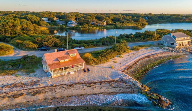Fabulous Waterfront 3-Bedroom Martha's Vineyard Cottage