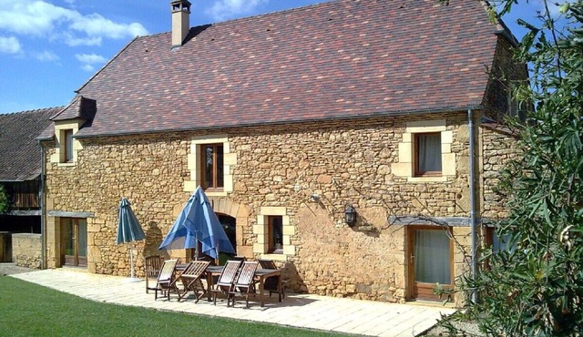 Fabulous, well equipped stone house with private pool, near Sarlat, Dordogne