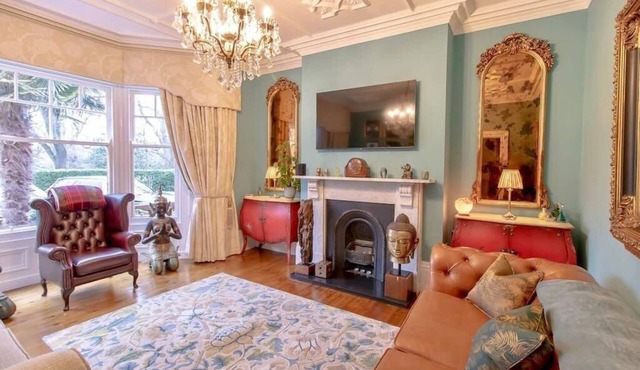 Fabulously Unique 3 Bedroom Home Sunderland