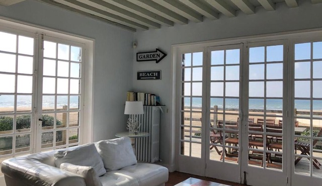 Face plage, vue mer, jardin - Deauville