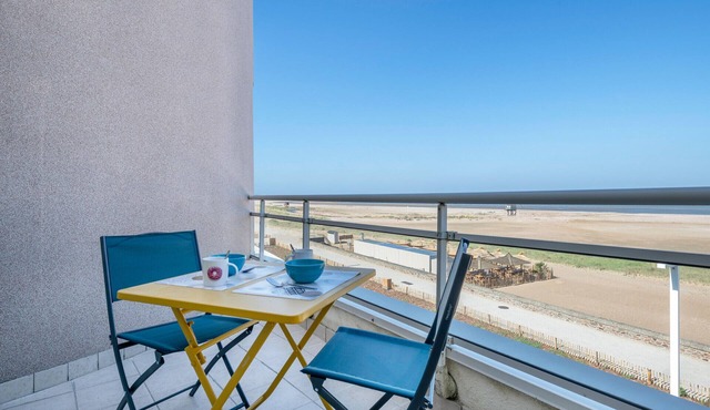 Facing the sea - apartment for 2