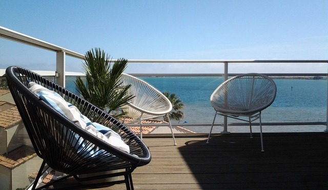 Facing the sea - Sunny and spacious cottage