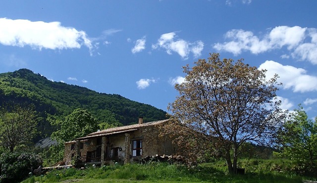 "Factor" cottage in the area of ​Fa, perched on a hill