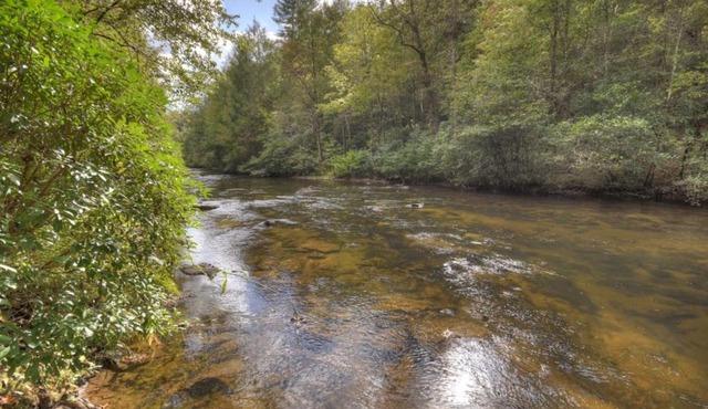 Fade Away On Fightingtown - Cuddleup