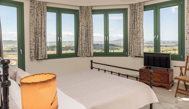 Fagias Luxury Apartment