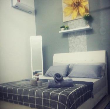 Fahaz Lumut Homestay