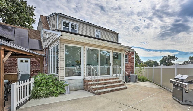 Fair Lawn Getaway w/ Private Yard Near NYC!