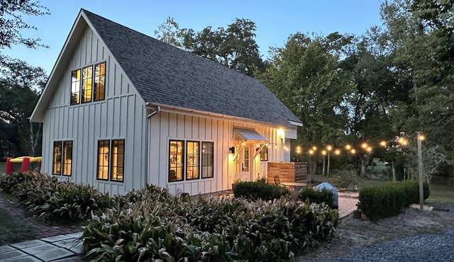 Fair Oaks Farmhouse