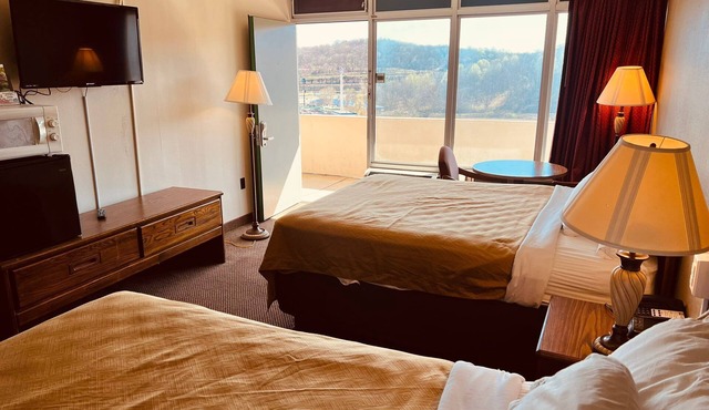 FairBridge Inn Express Renfro Valley