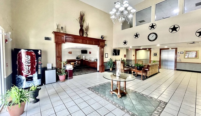 FairBridge Inn & Suites Cleburne