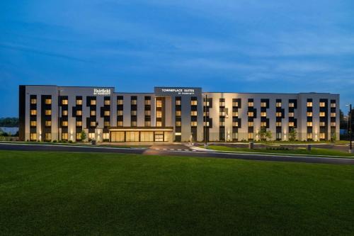 Fairfield by Marriott Inn & Suites Lancaster