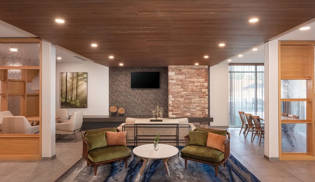 Fairfield by Marriott Inn & Suites Omaha at MH Landing