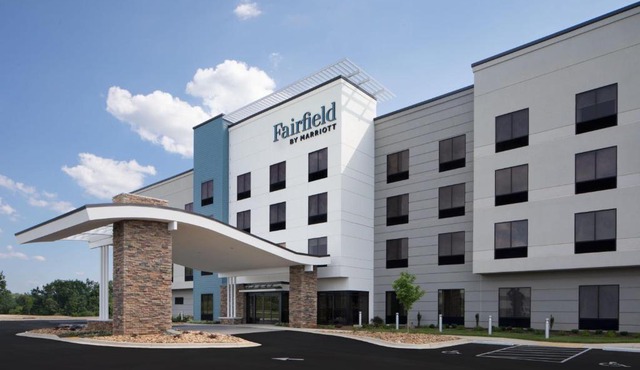 Fairfield by Marriott Inn & Suites Whitsett Greensboro East