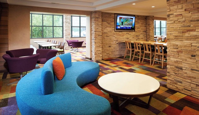 Fairfield Inn and Suites by Marriott Indianapolis East