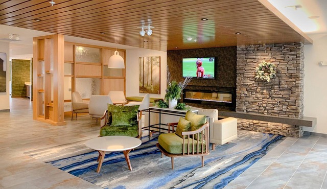 Fairfield Inn and Suites by Marriott Northfield