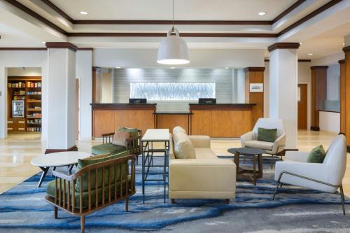 Fairfield Inn and Suites Columbus Polaris