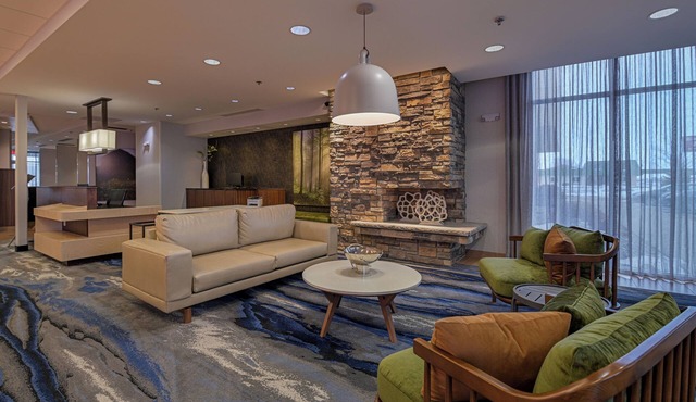 Fairfield Inn & Suites East Grand Forks