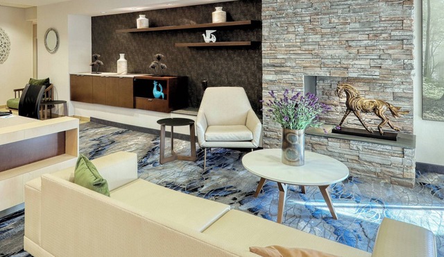 Fairfield Inn & Suites by Marriott Harrisburg West