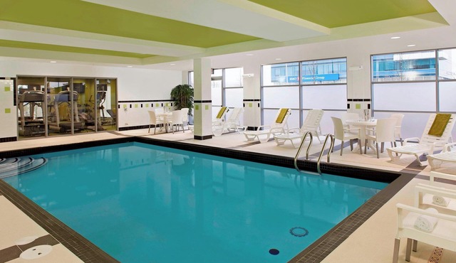 Fairfield Inn & Suites by Marriott Toronto Mississauga