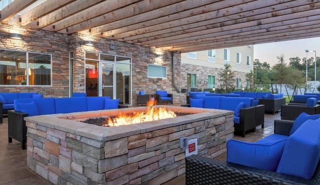 Fairfield Inn & Suites by Marriott Alexandria