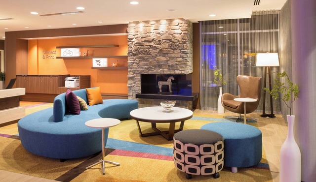Fairfield Inn & Suites by Marriott Burlington