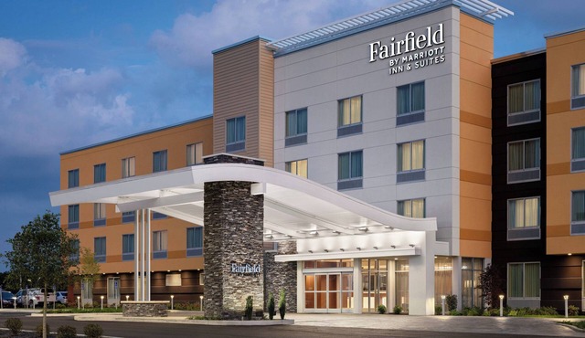 Fairfield Inn & Suites by Marriott Shawnee
