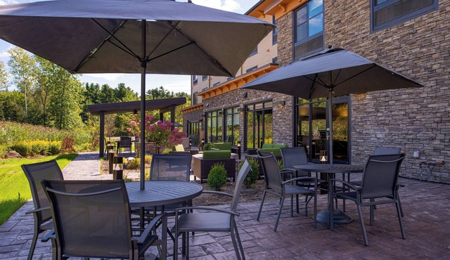 Fairfield Inn & Suites by Marriott Canton