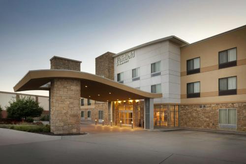 Fairfield Inn & Suites by Marriott Lincoln Southeast