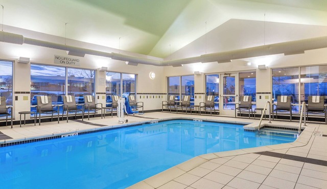 Fairfield Inn & Suites by Marriott Madison East