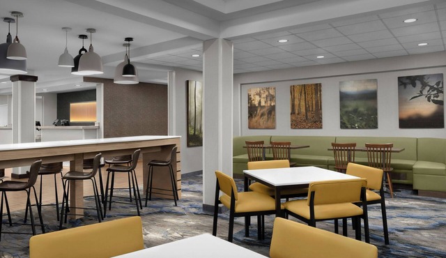 Fairfield Inn & Suites by Marriott - Emporia