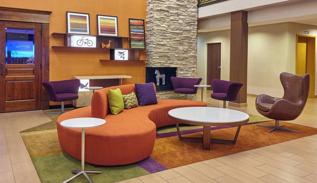 Fairfield Inn & Suites by Marriott Lombard
