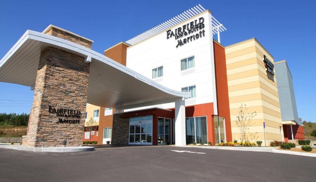 Fairfield Inn & Suites by Marriott London