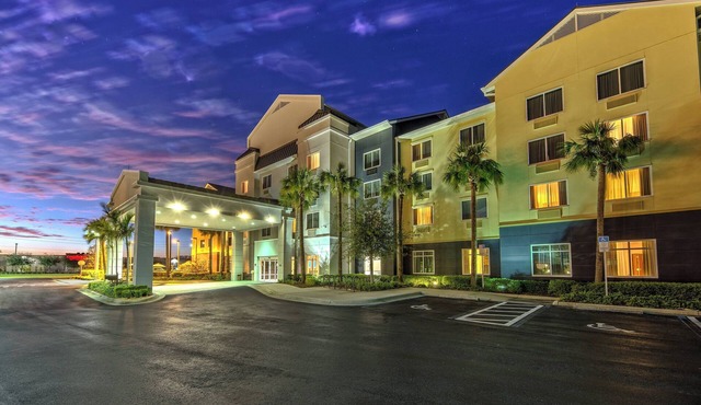 Fairfield Inn & Suites by Marriott Naples