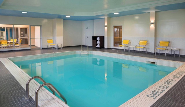 Fairfield Inn & Suites by Marriott Ottawa Kanata