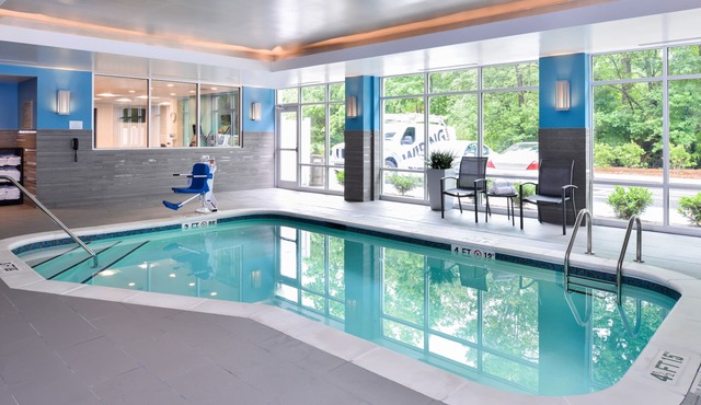 Fairfield Inn & Suites by Marriott Raleigh Cary