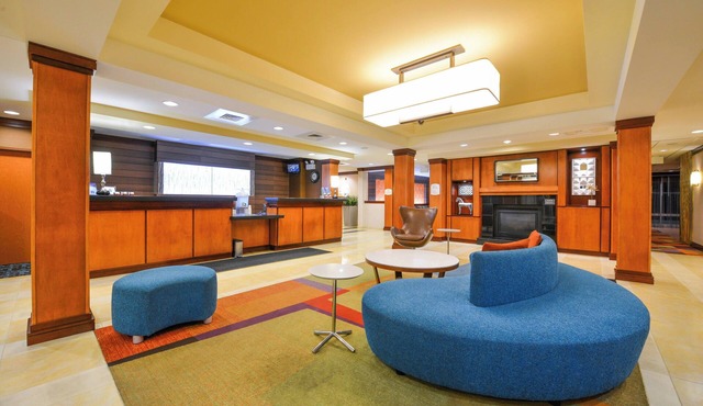 Fairfield Inn & Suites by Marriott White Marsh