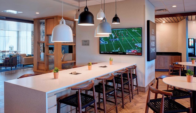 Fairfield Inn & Suites by Marriott Columbus, IN